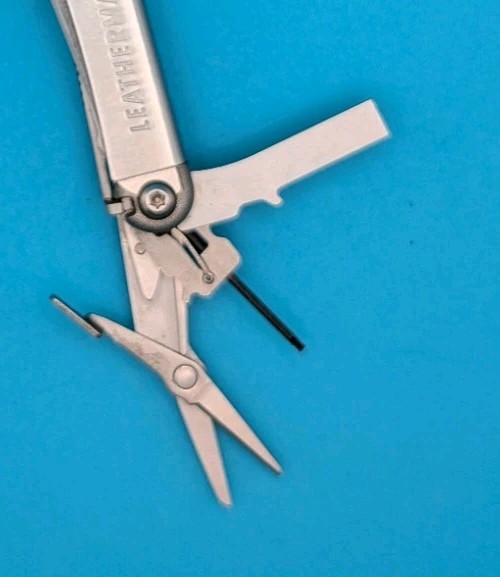 Leatherman Wave Plus + Multi-Tool! FAST SHIPPING! EXCELLENT