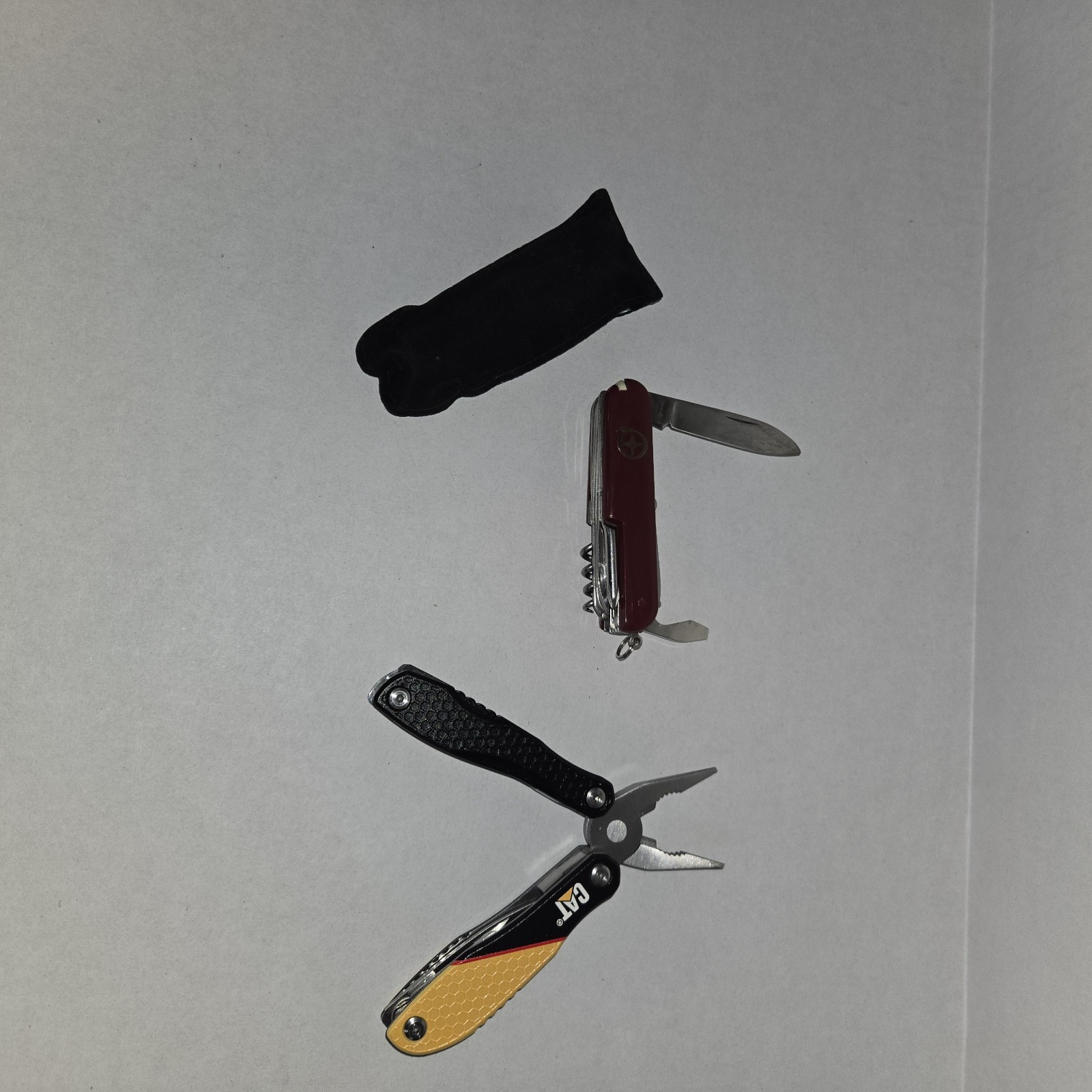 Caterpillar Multi-Function Tool 13-In-1 Aluminum Handle Stainless + Swiss Army K