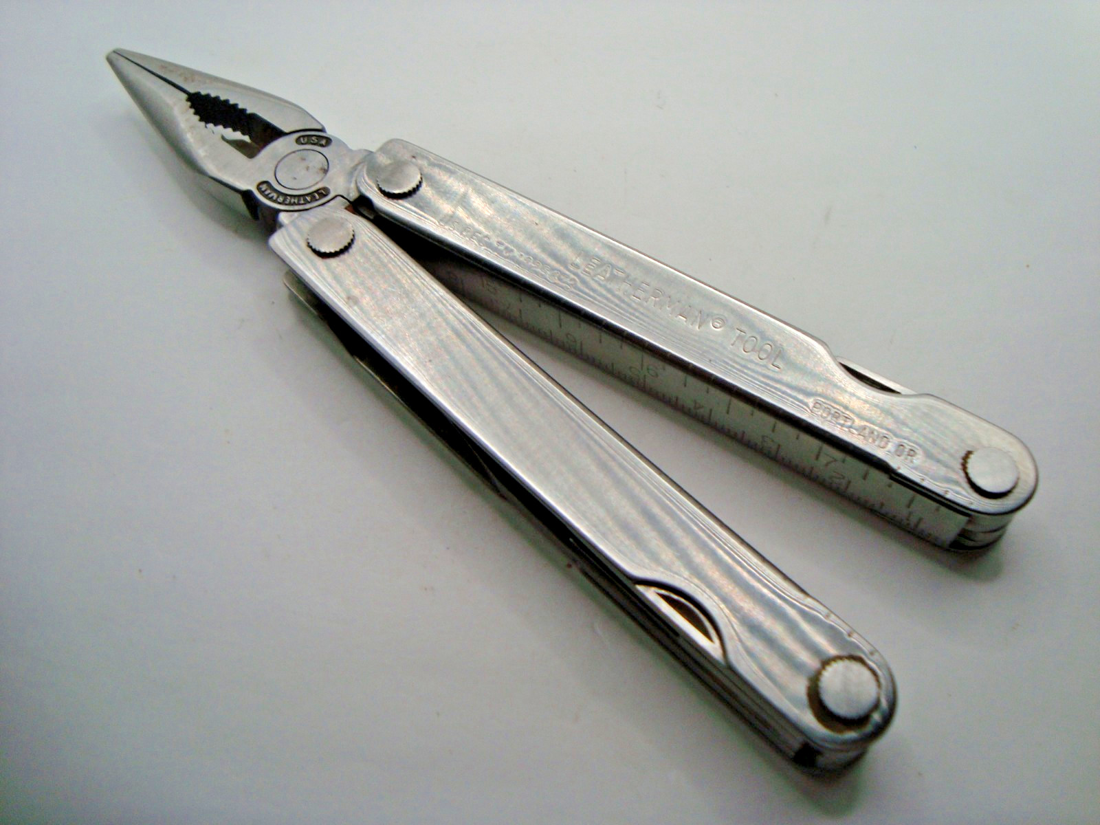 LEATHERMAN MULTI TOOL / PORTLAND OR. / USA MADE