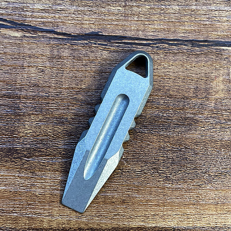 EDC Titanium Alloy Pocket Mini Pry Bar Crowbar Tool Key chain Pendant Necklace