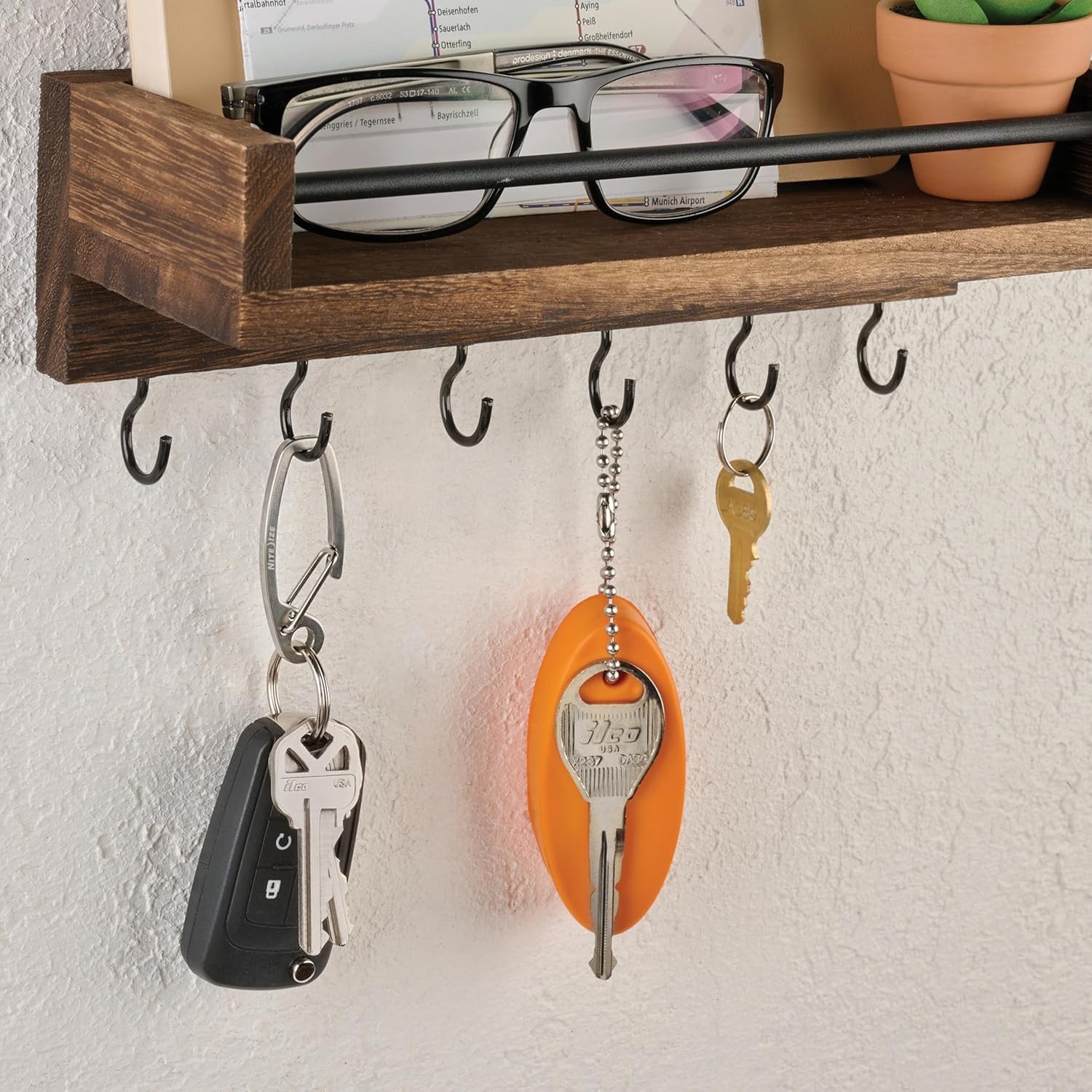 Nite Ize Deep Pocket Key Carabiner Locks onto Pockets and More