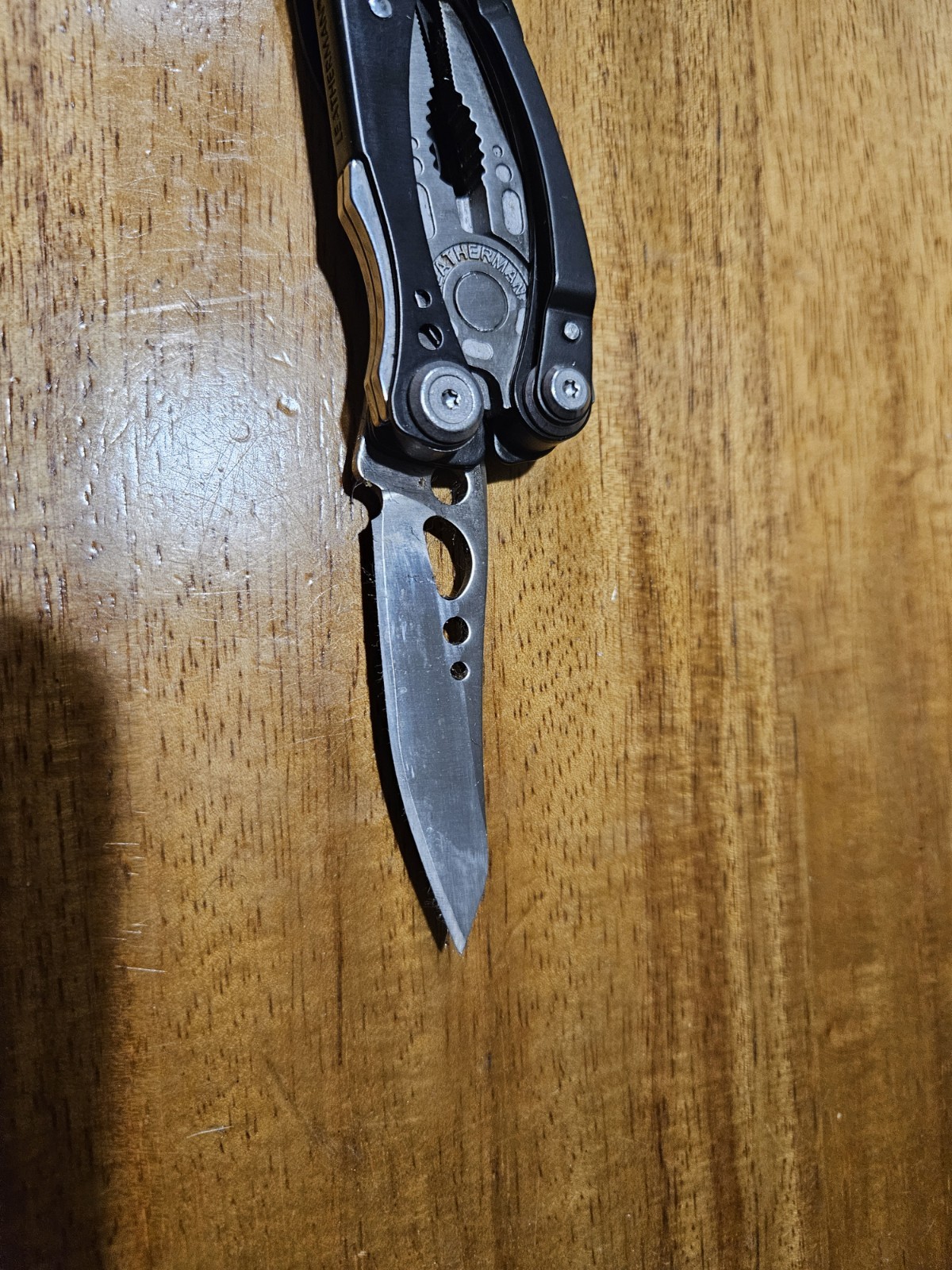 Leatherman Skeletool Cx Black With Sheath