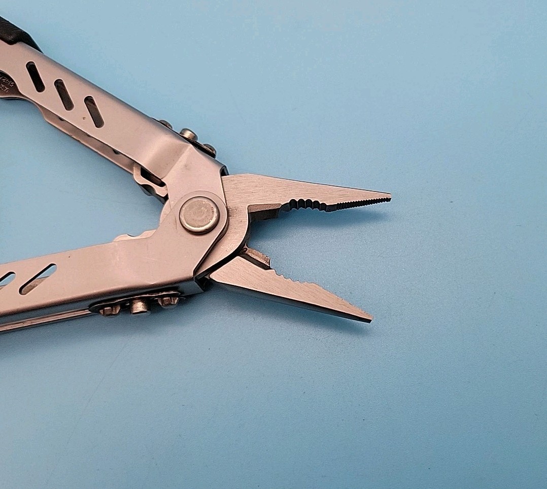 Gerber USA MP400 Compact Sport Multi-Plier Multi-Tool w/ Fiskars Scissors