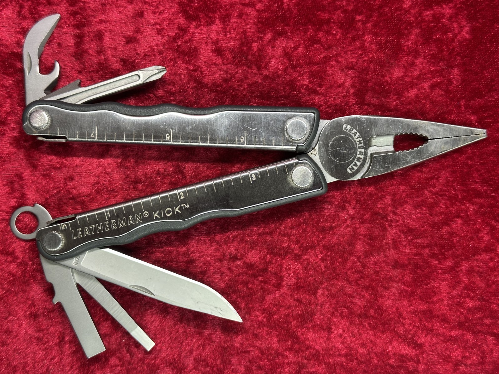 Leatherman Kick Stainless Steel 8 Tool Multi-Tool Retired Random Pick Used (360)
