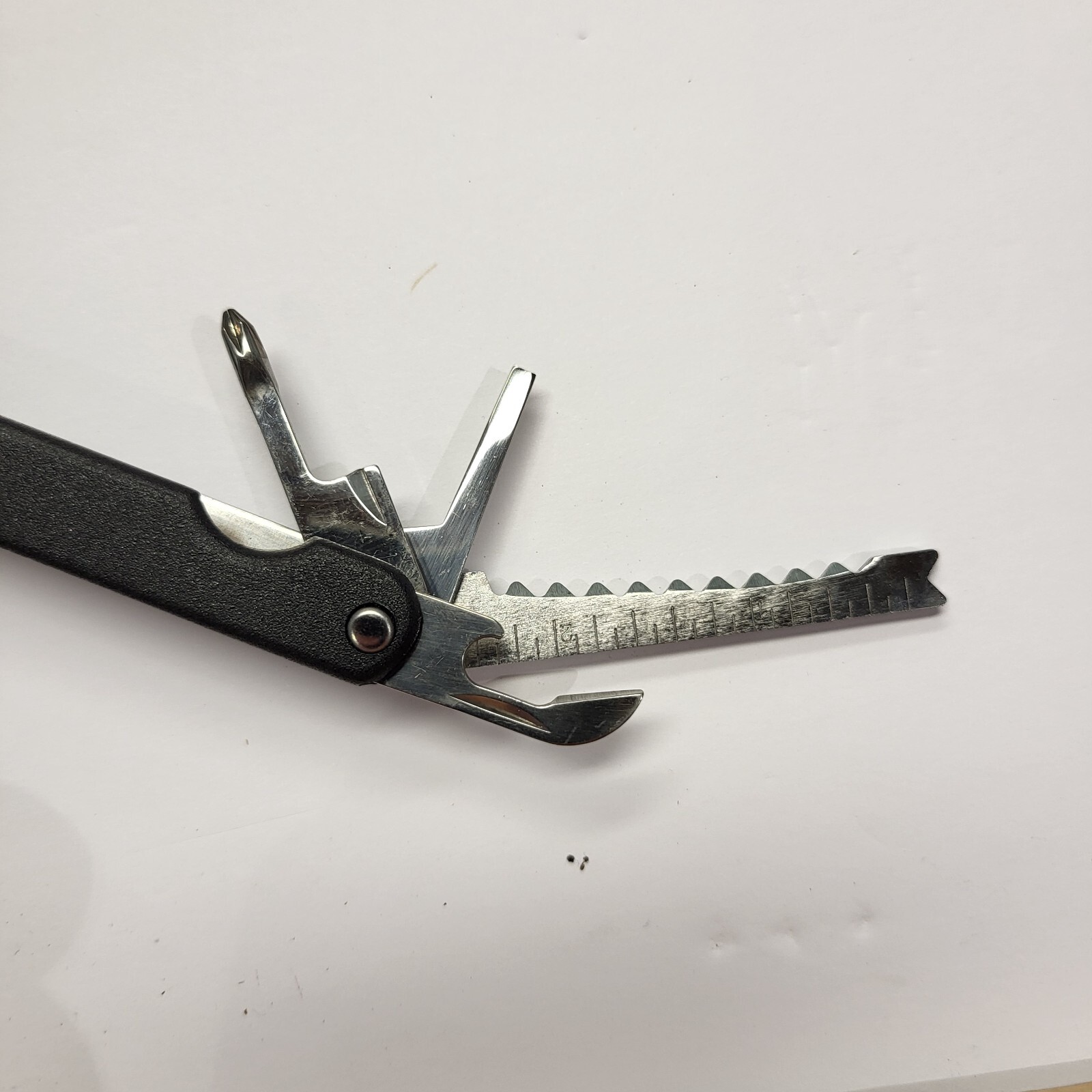 Mountain Quest Multitool w/ case Pliers Knife File Screwdriver Bottle Opener +