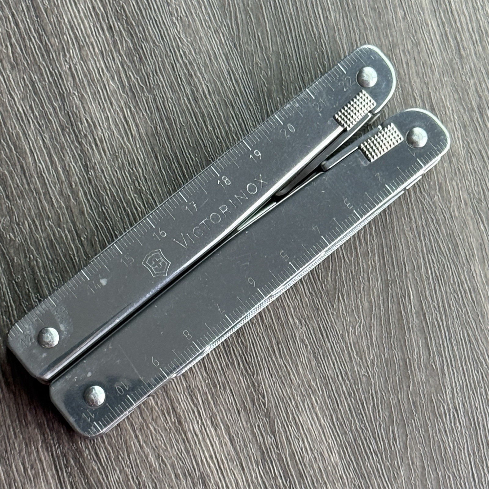 Ultra Rare 1997 First Production Run Victorinox Swisstool Swiss Army Multitool