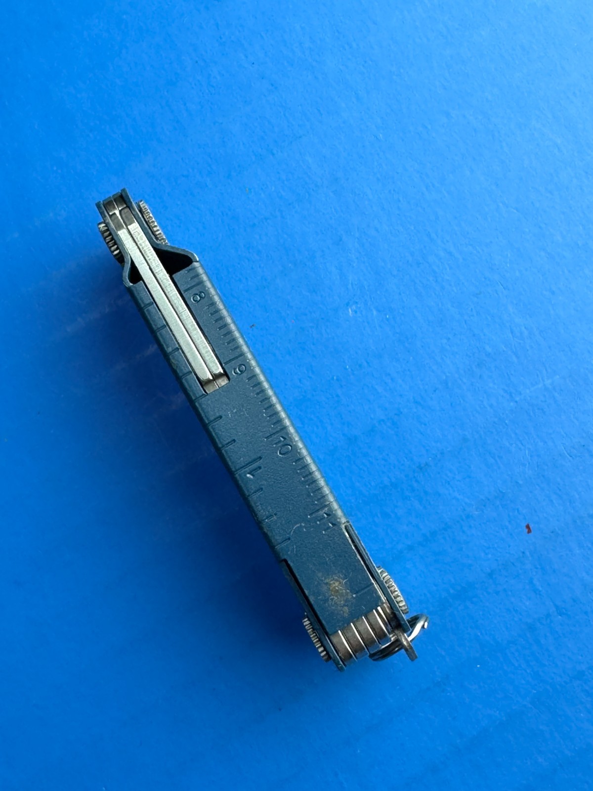 Leatherman Micra 10 in 1 Multitool Anodized Aluminum – Navy Blue
