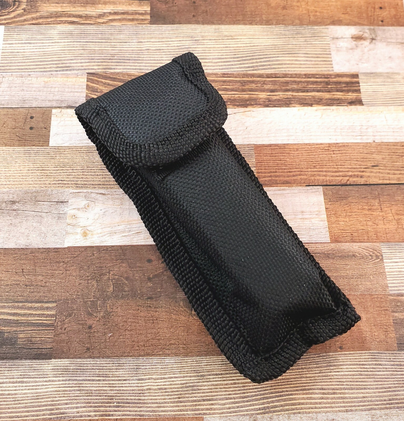 Multi-Tool Stainless Steel Pocket Knife with nylon Belt Holster