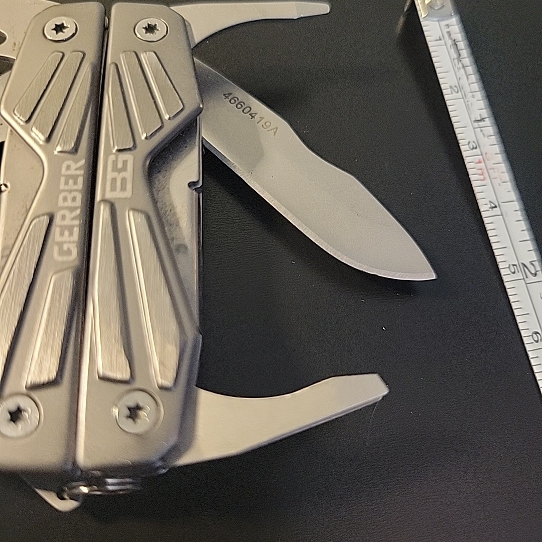 Gerber Bear Grylls BG Compact Gray Mini Suspension Multitool 2.5 Inch Plyers Wow