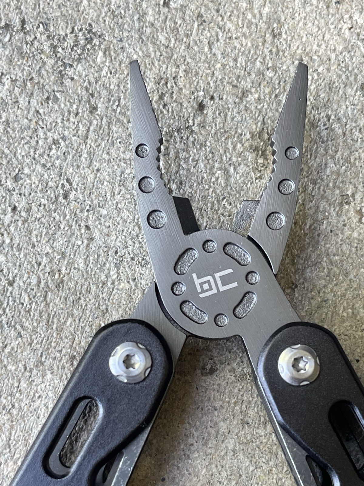 BC Basecamp Multi Mate Multi Tool 13 in 1 Stainless Steel Black BC7804 Multitool