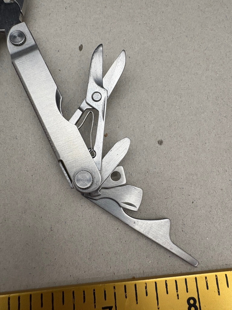 VTG Sheffield Multi-Function Tool Set Nail Clippers Key Chain Multi Tool
