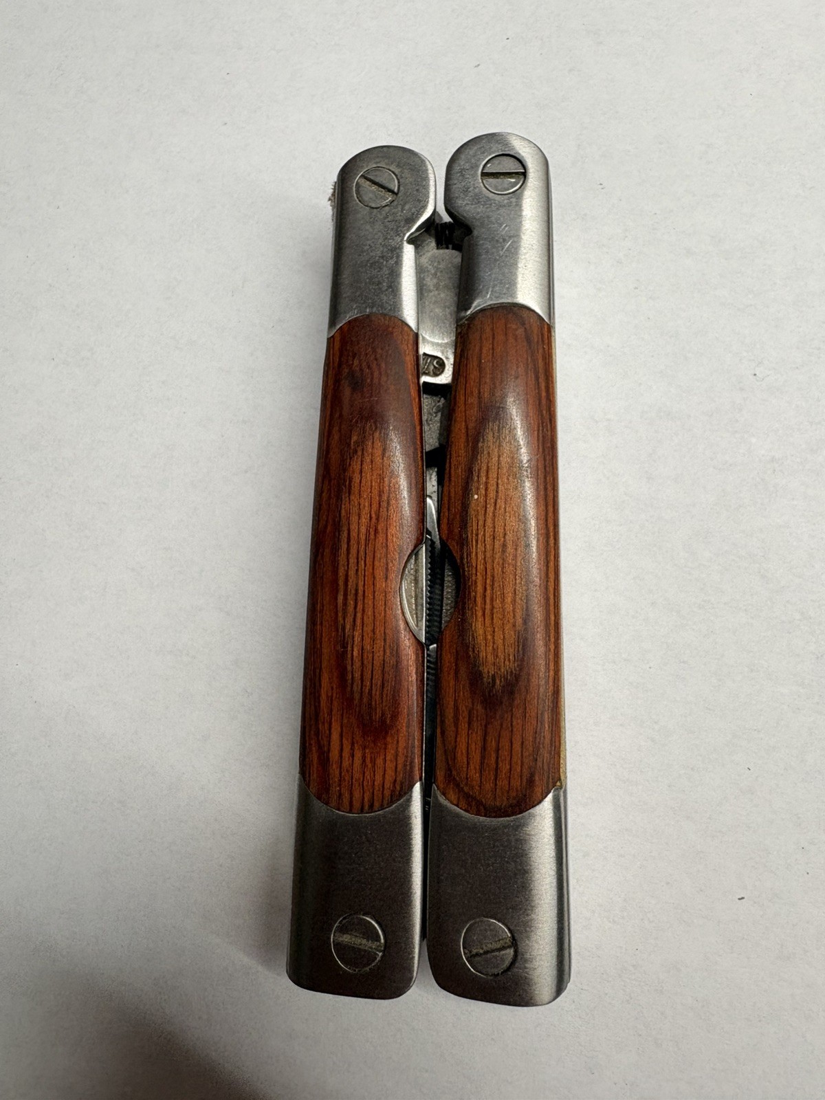 Sheffield 10-in-1 Wood Handle Multi Tool 4-1/2″ – Handles Slightly Used