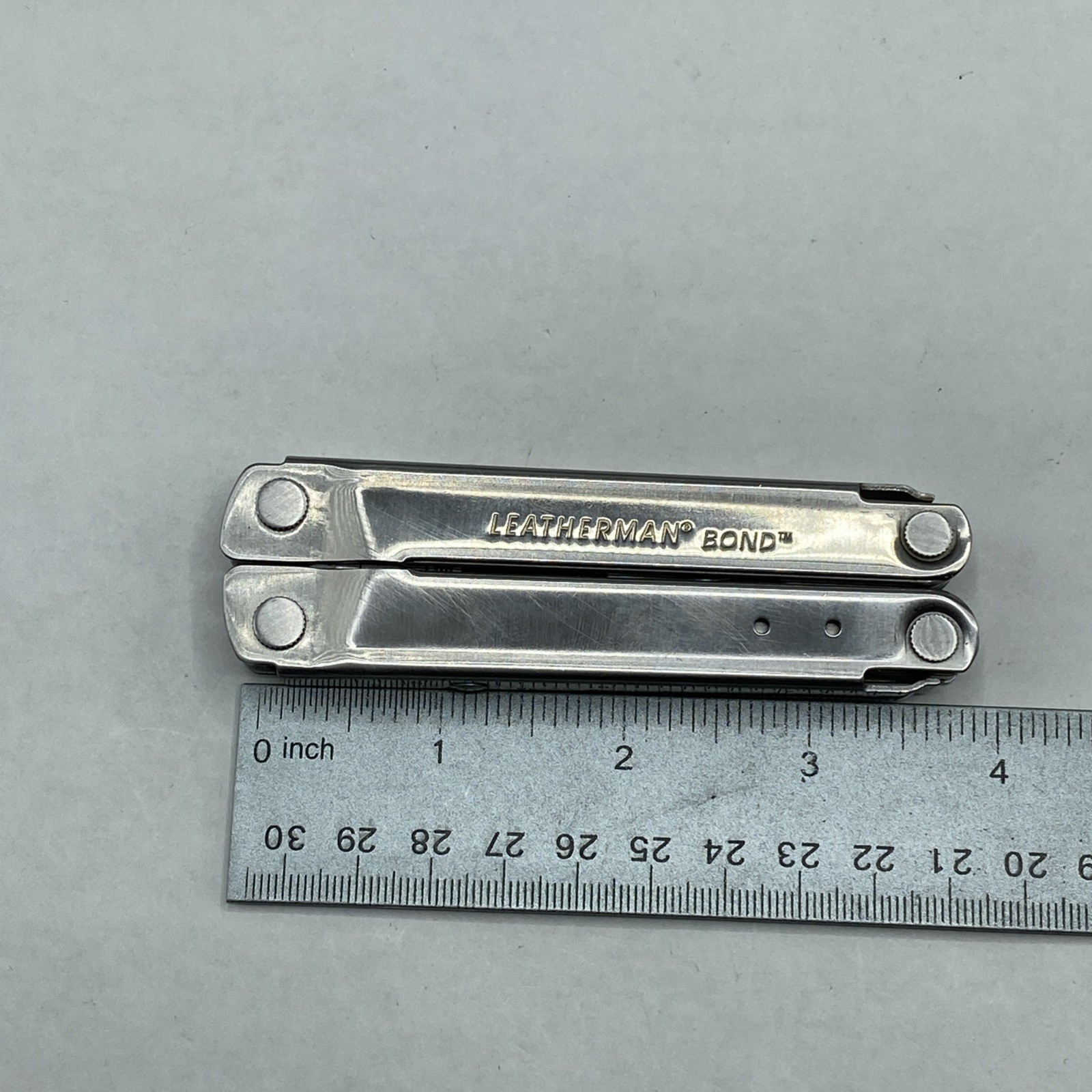 Leatherman Bond Multi Tool – Silver