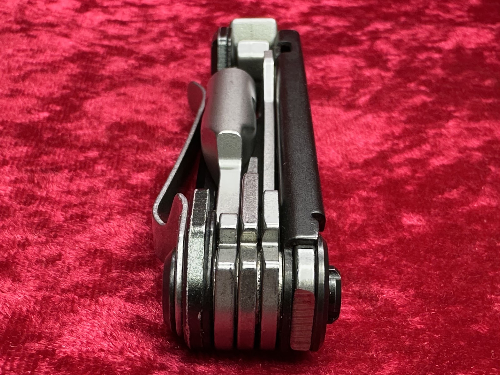 Gerber Armbar Trade Onyx Multi-Tool 6 Tool Knife Bit Holder w/Pocket Clip (582)