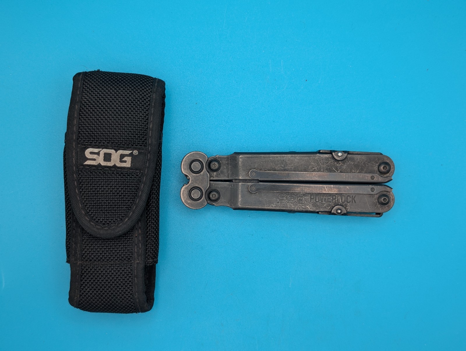 SOG PowerLock Multi Tool! WITH SHEATH! BLACK!!!