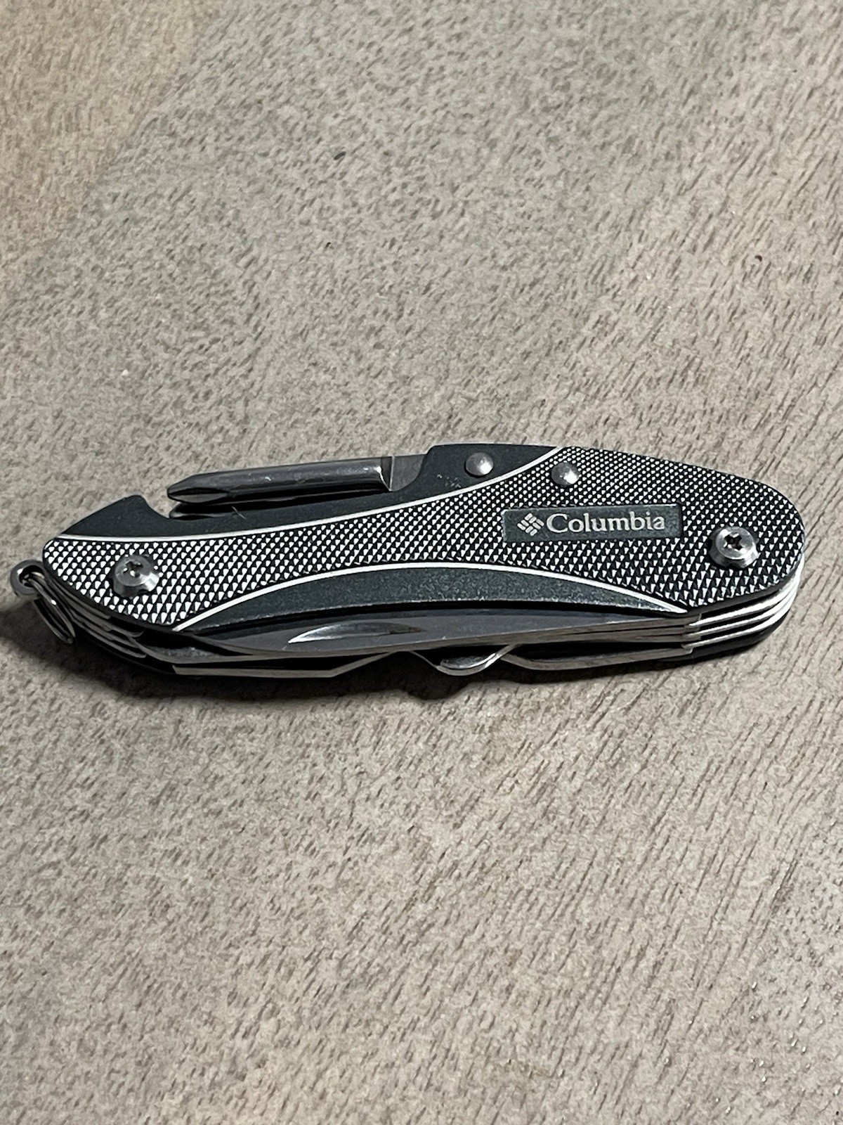 Columbia Multi Camping Tool Saw Knife Screw Driver And More