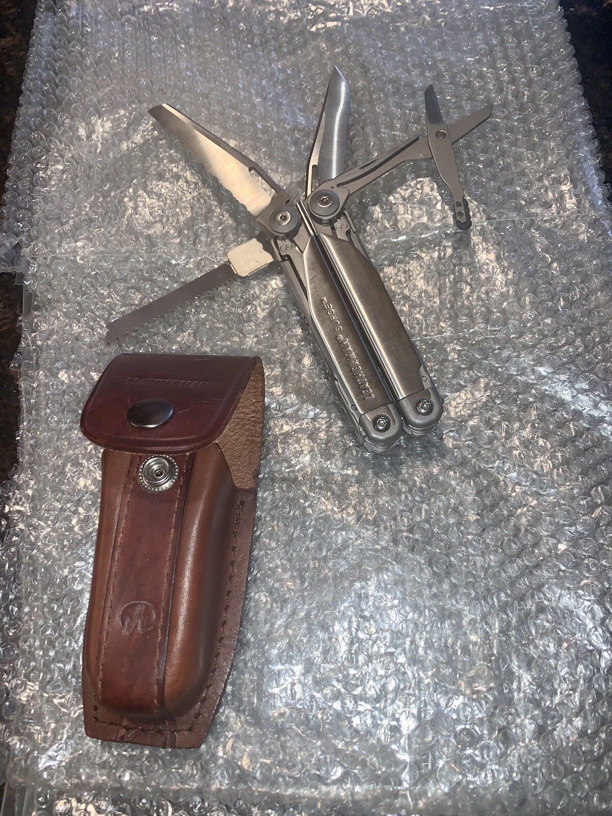 Leatherman Surge with original leather sheath multi-tool New!