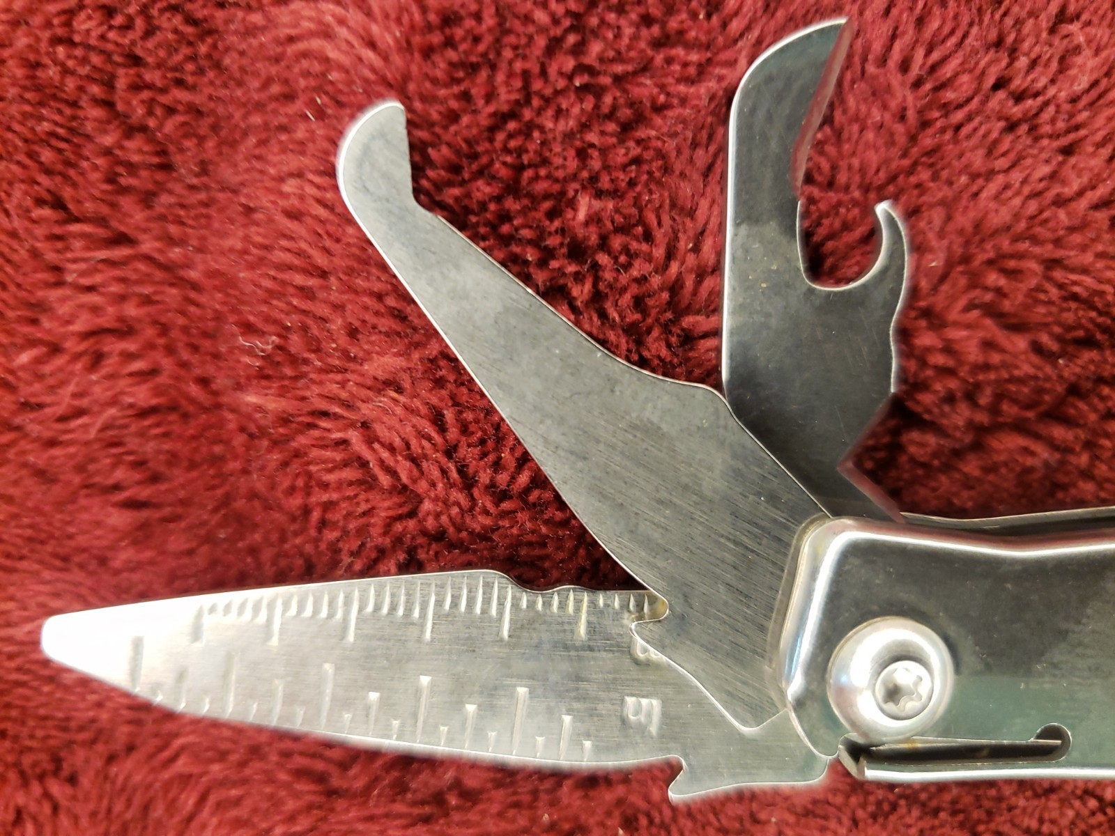 Leatherman Rev Multi Tool Knife Pliers Earlytrade print