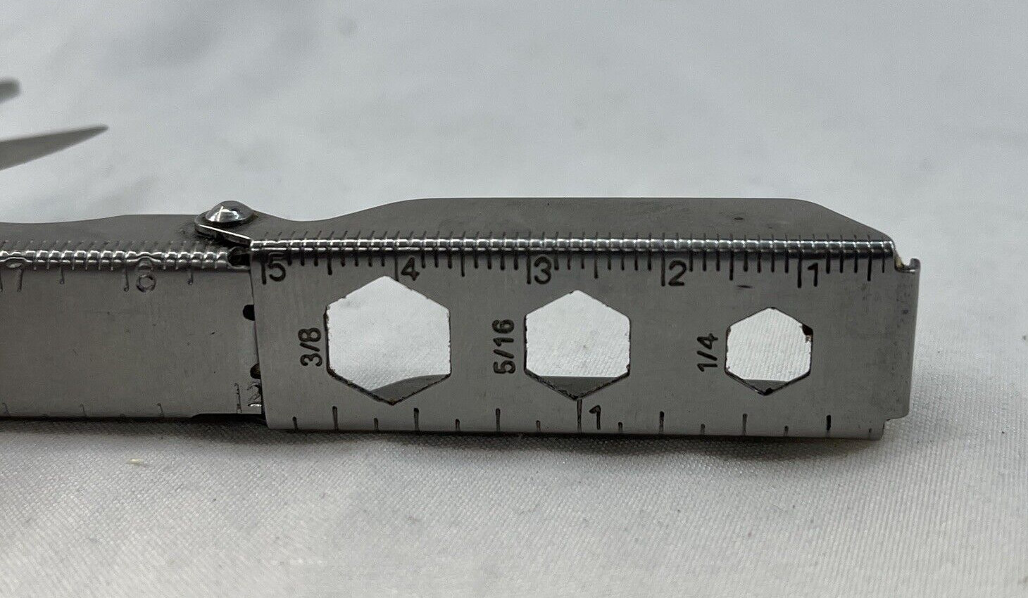 Folding Knives and Multitools lot