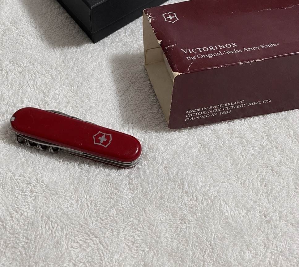 Victorinox Swiss Waiter Swiss Army Knife Multi Tool Red w/ Box Guide