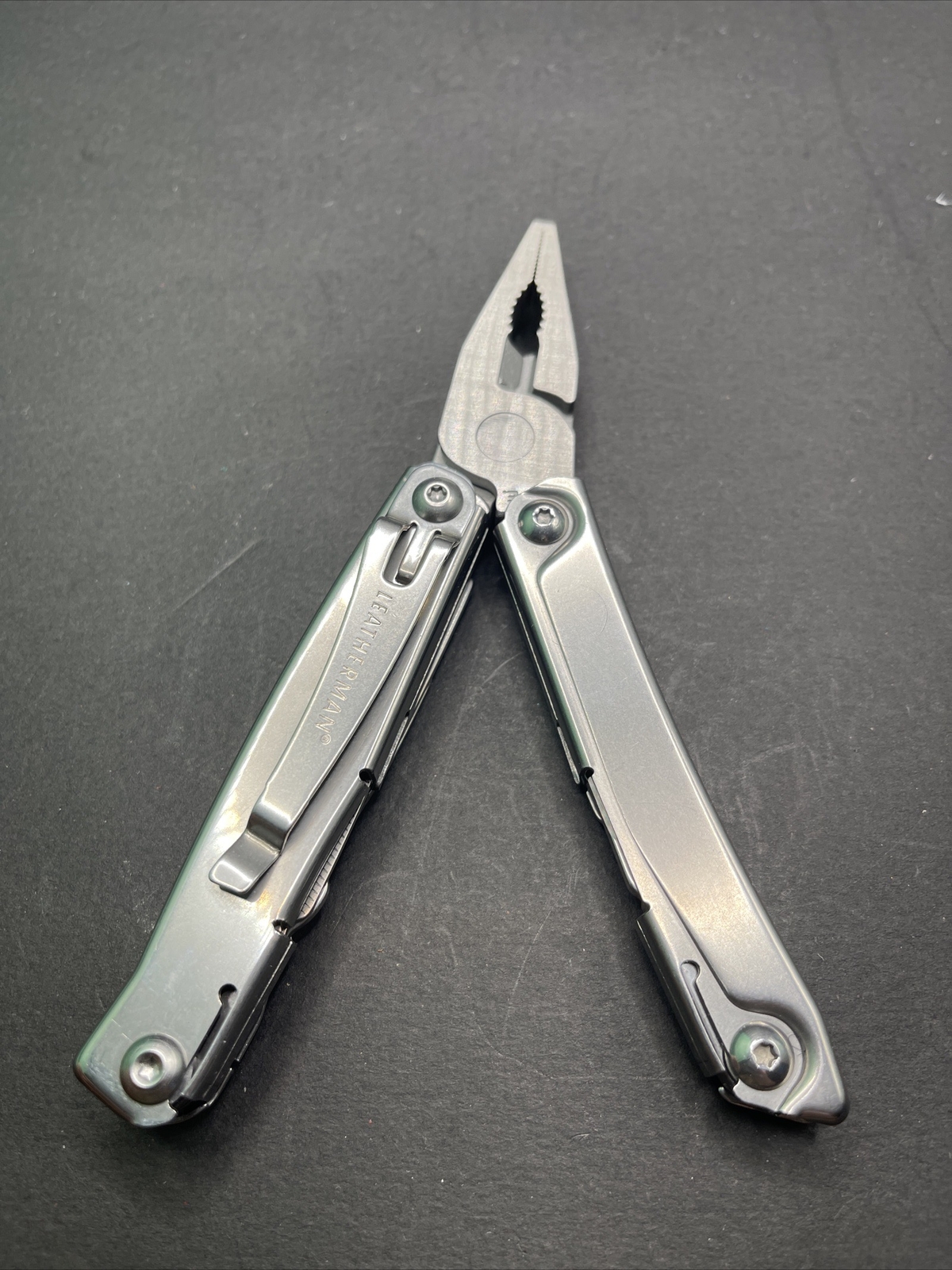 Leatherman Rev Stainless Steel High Functional Multitool Pocket Size Knife