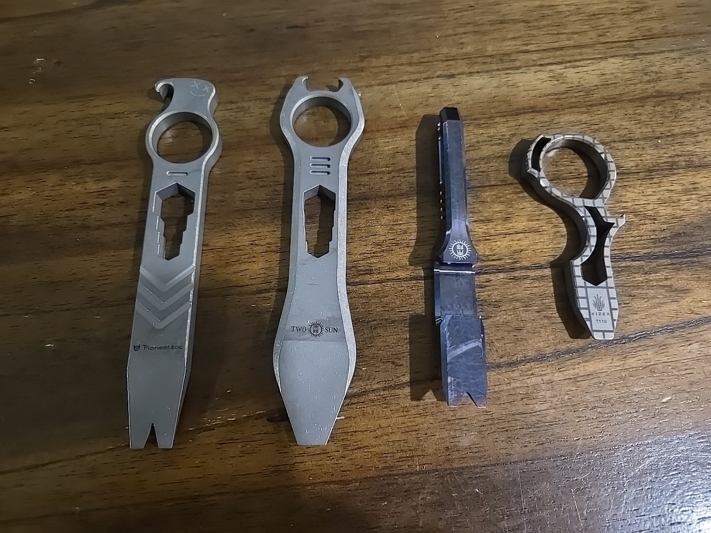 Titanium Pry Bar Multitool Set . Brand New Never Used .