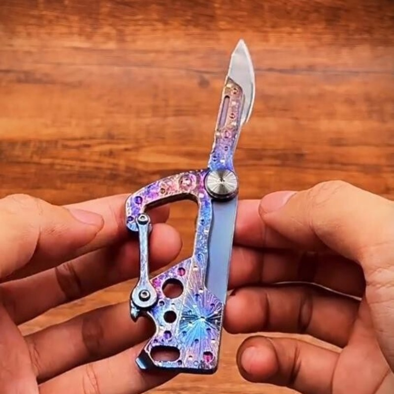 EDC Titanium Alloy Meteorite Pattern Key Chain Carabiner Outdoor Folding Knife