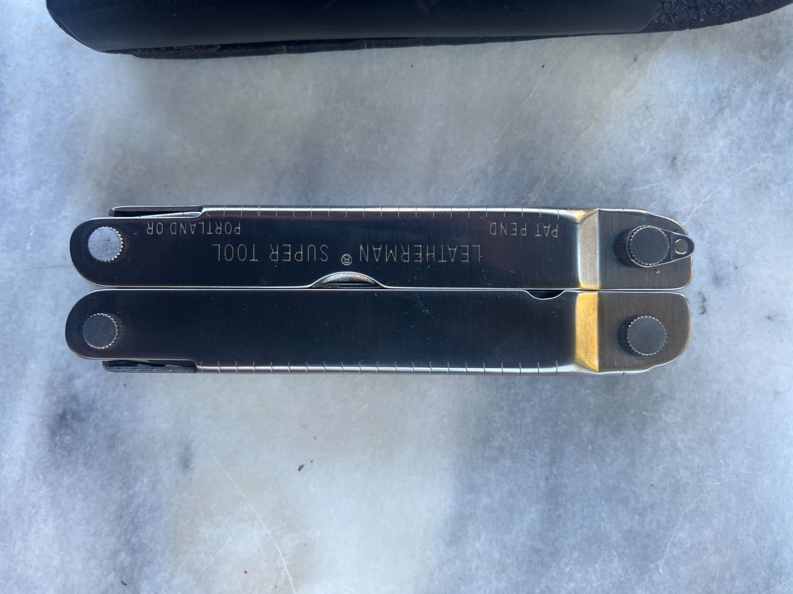 Vintage Leatherman Super Tool PAT PEND Portland OR USA w/ Original Leather Sheat