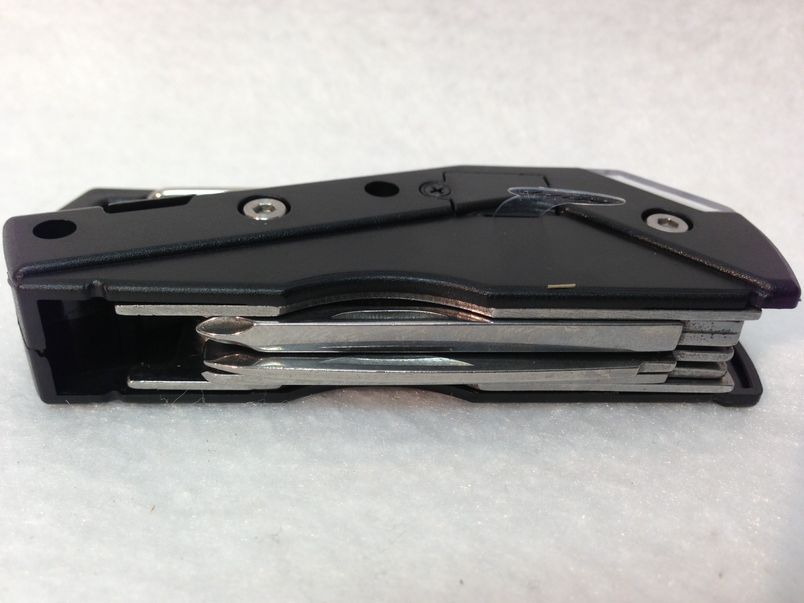 New Swiss+Tech All Purpose 6 in 1 Multitool LED Light Bottle Opener Knive