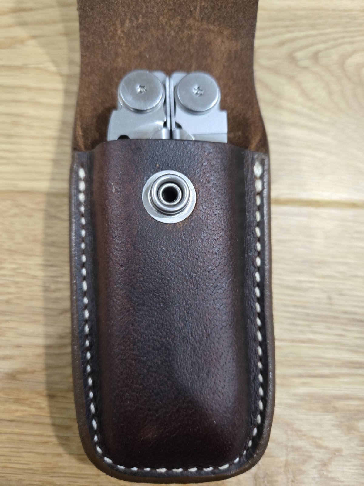 Leatherman Wave leather Sheath with belt clip. Buffalo snap. Sheath only.