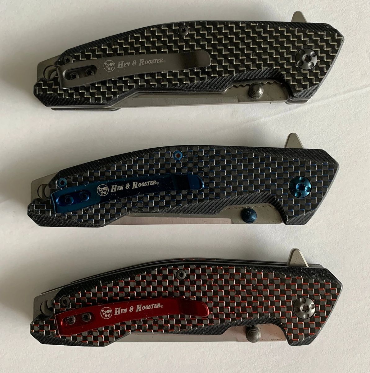 Hen & Rooster HRI-300 Carbon Fiber – Ball-Bearing Linerlock, 3.0″ D2 Blade