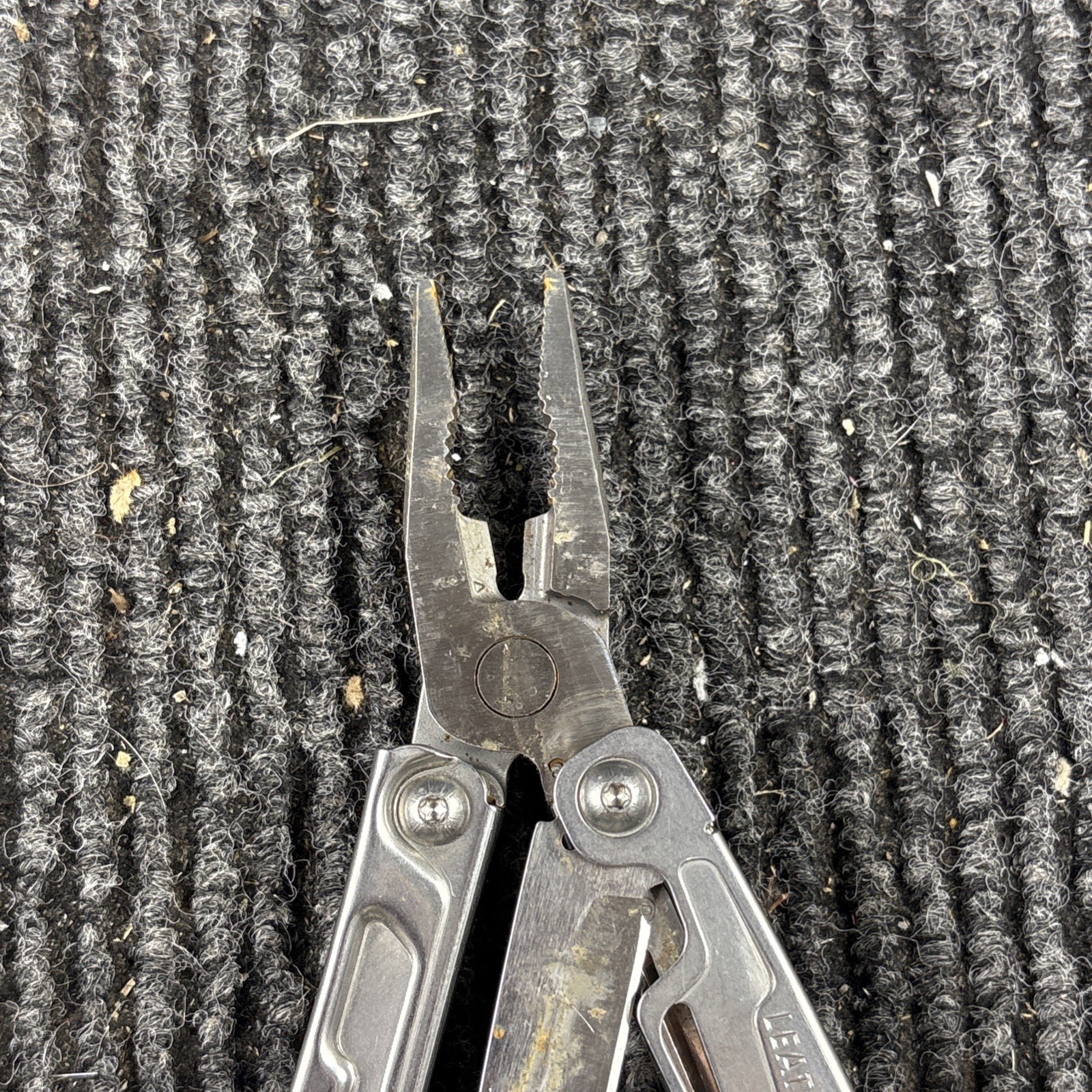 Leatherman Rev 3.8″ Multi-Tool, Stainless! USED (054)