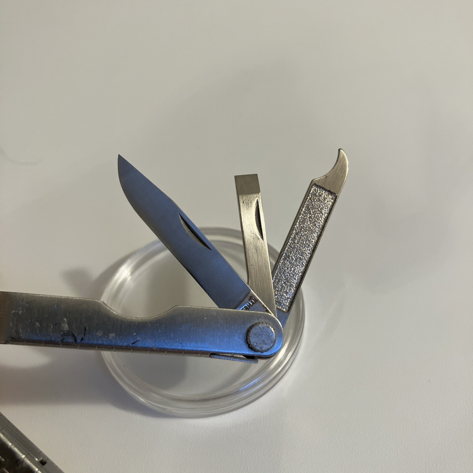 Leatherman Micra Multi-Tool Stainless Steel Keychain Scissors Pocket Knife USA