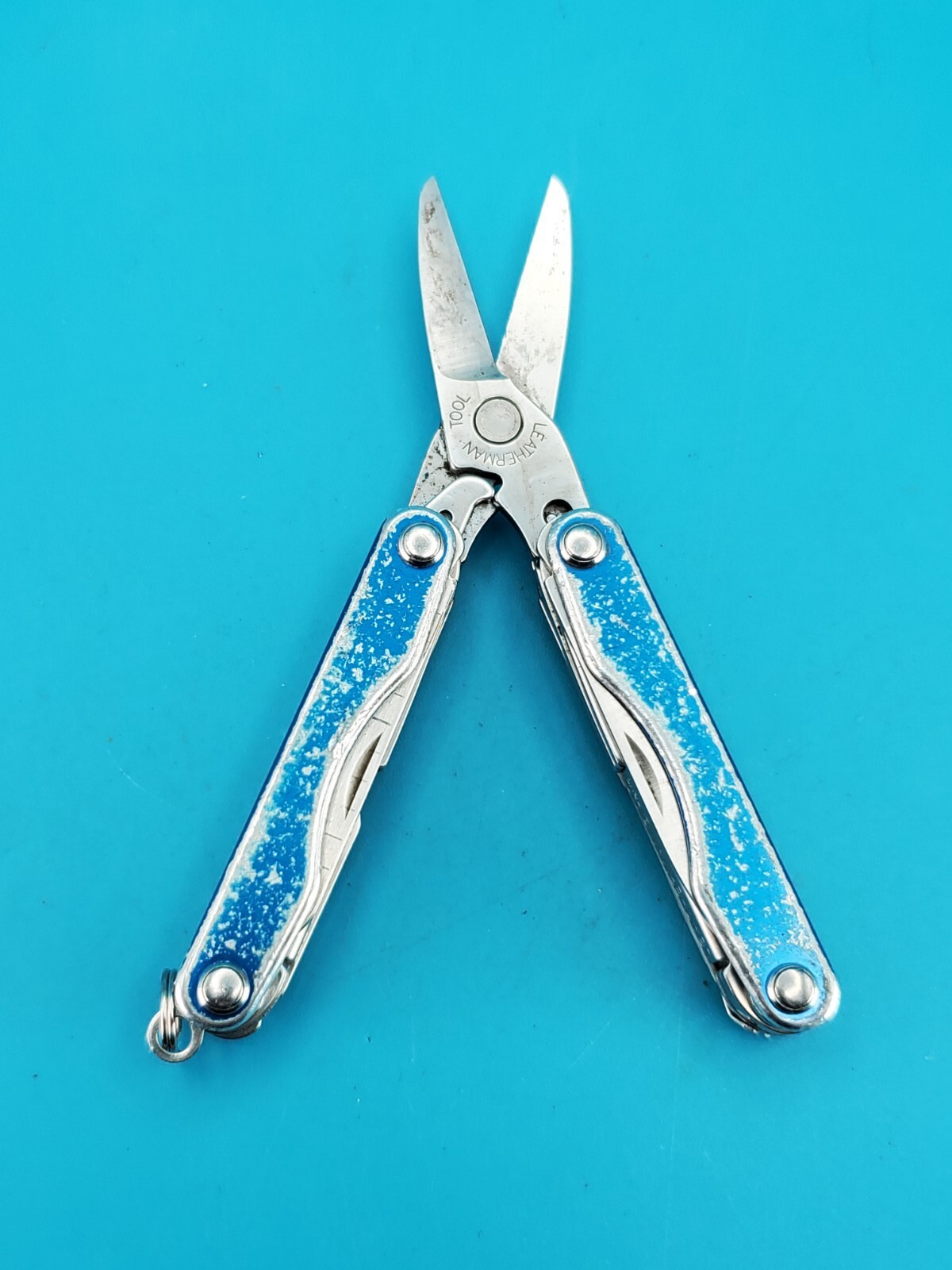 Leatherman “Squirt S4” Stainless Steel Multi Tool! BLUE!