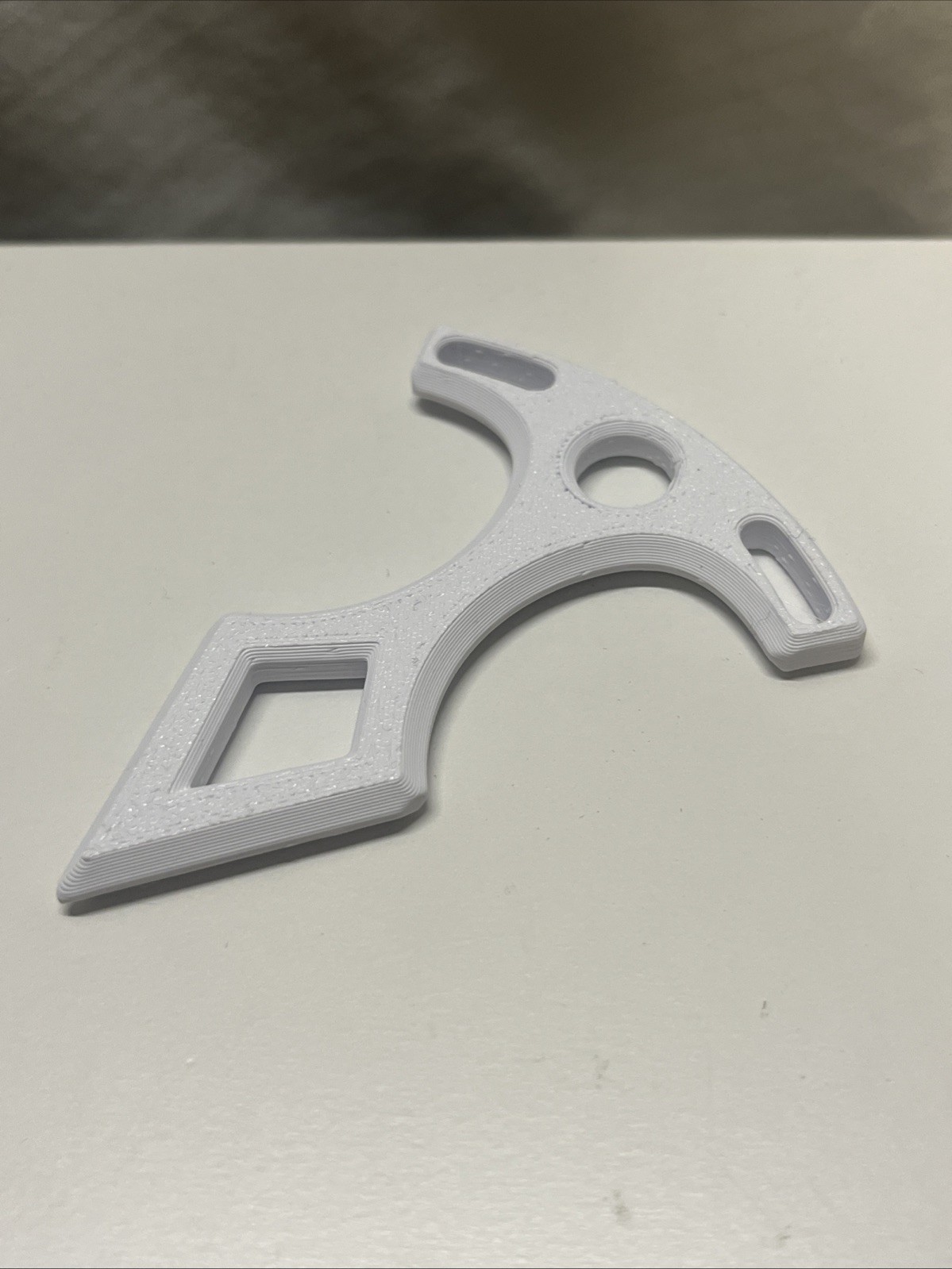 EDC Keychain Boat Anchor Model Tool – White Undetectable Defense- Easy Defender