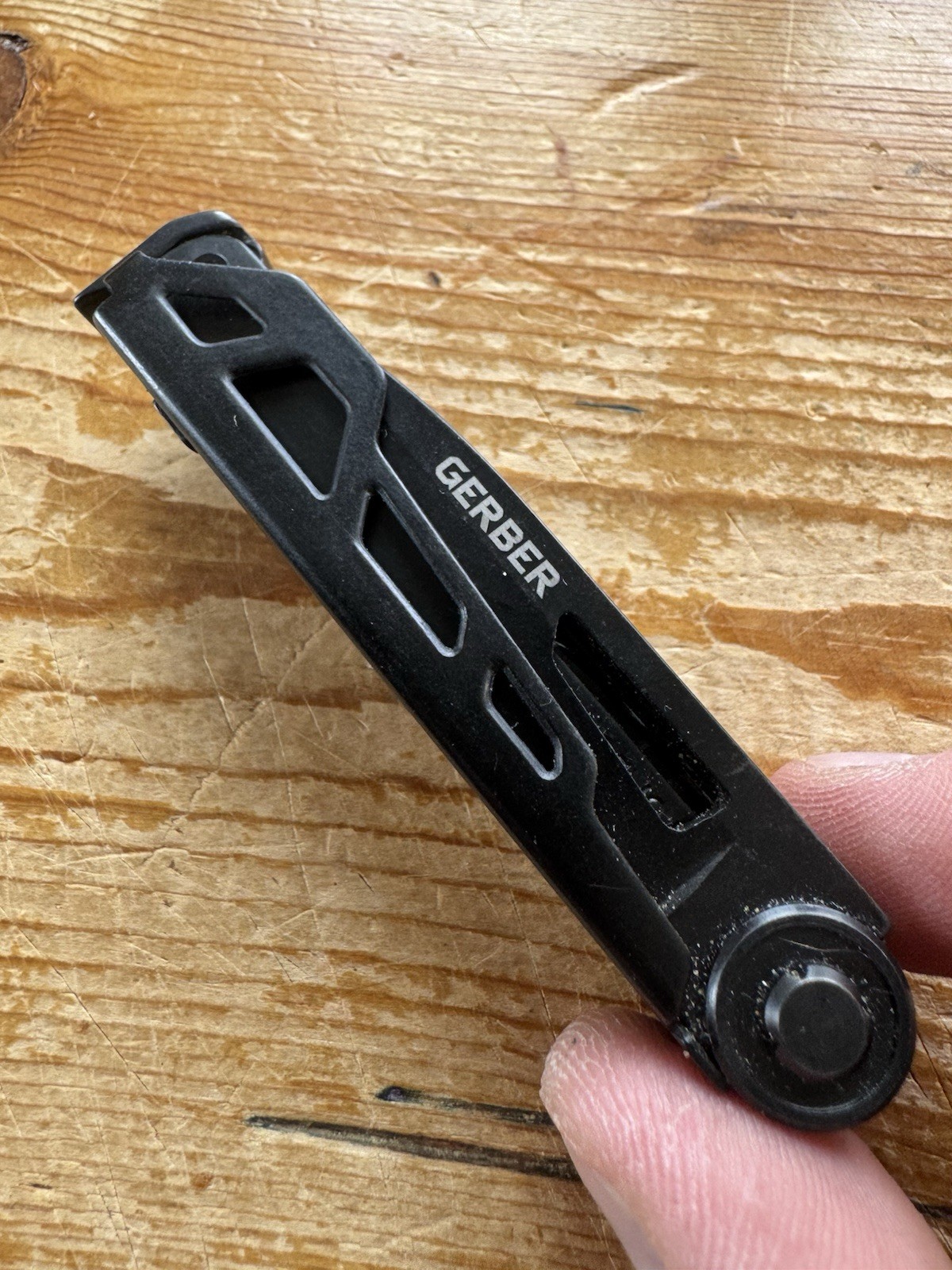 Gerber Armbar Scout Multitool