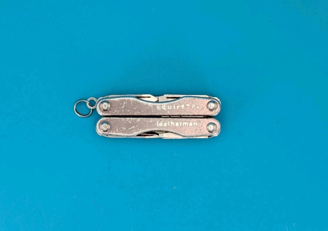Leatherman Squirt P4 Multi-Tool, Key Ring, Retired, GRAY!