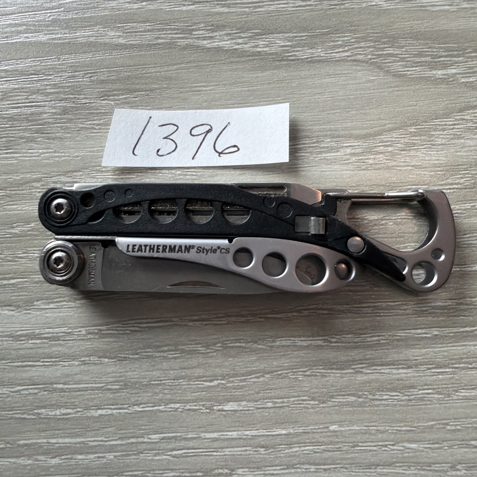 Leatherman STYLE CS Multi Tool Knife File Scissor, Tweezer, Carabiner
