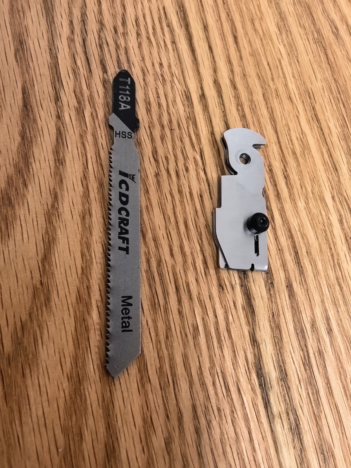 T-shank adapter for LEATHERMAN ARC/FREE P4 – FIT BOSCH T118 SAW (1-1.2MM)