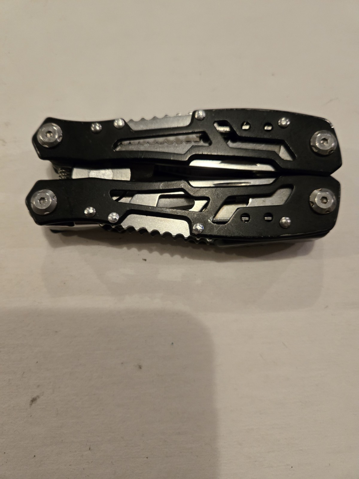 14 in 1 Multi Tool Pliers Pocket Knife, Camping, Fishing Multi Tool