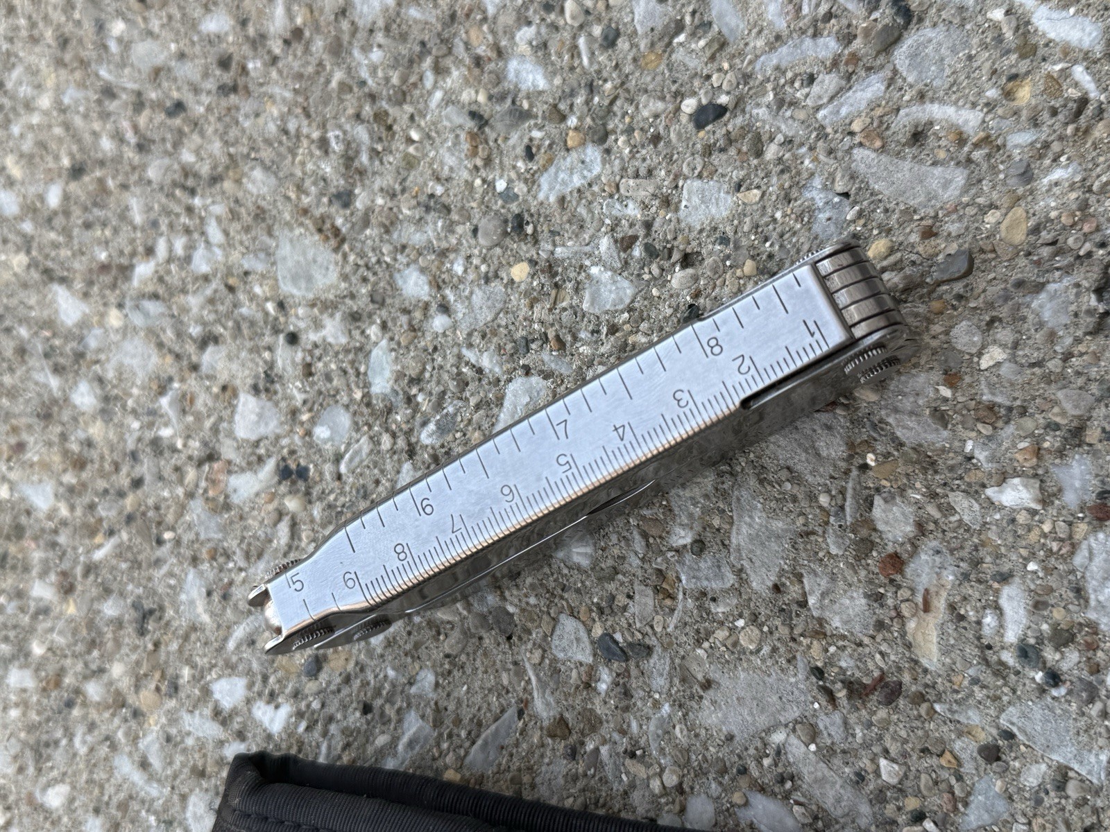 Vintage Unused (but has rust) Leatherman Super Tool w/ Box & Sheath 1996