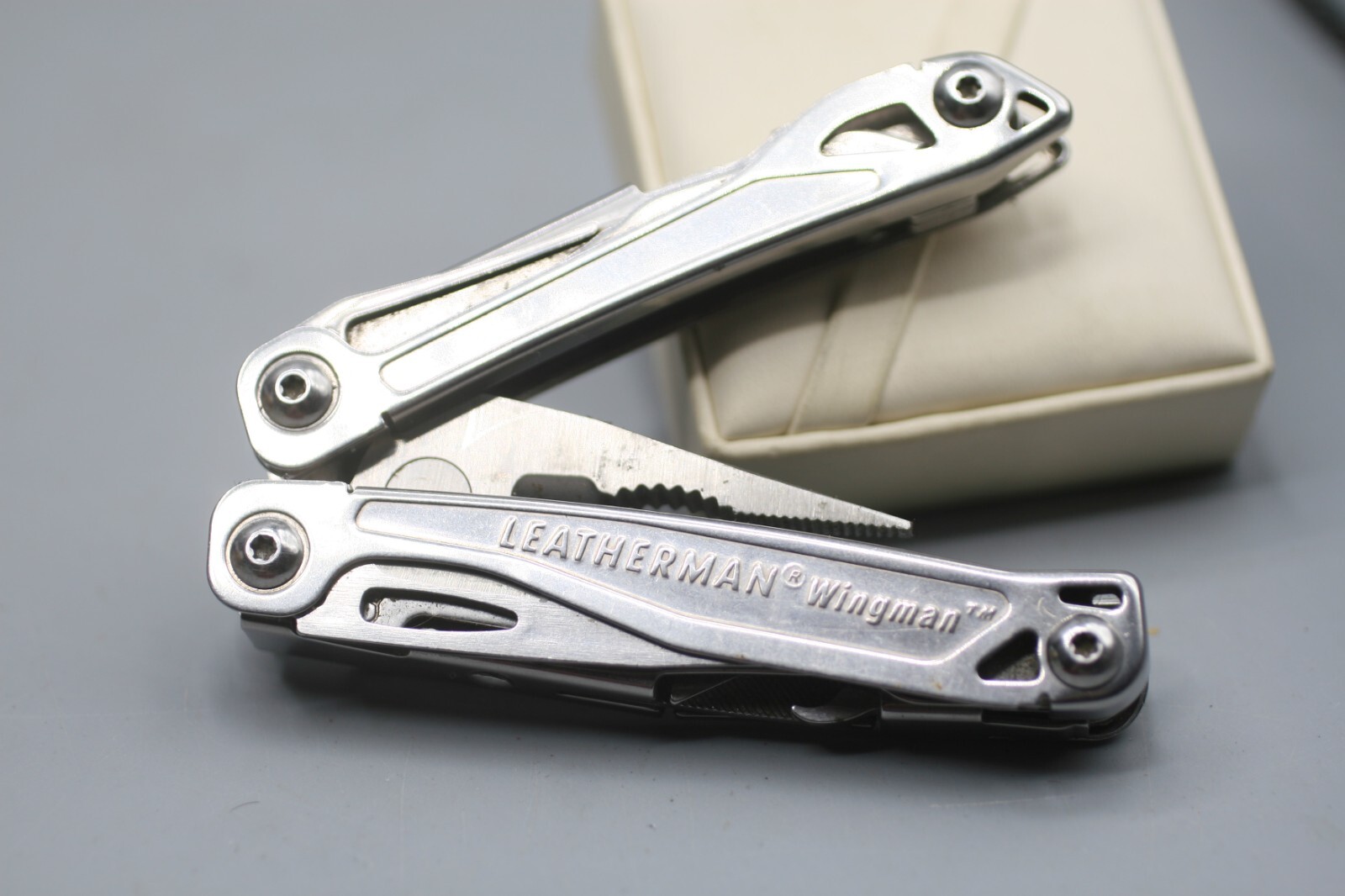 Leatherman WingMan Stainless Steel 9 Tool Multi-Tool No Sheath Used B1