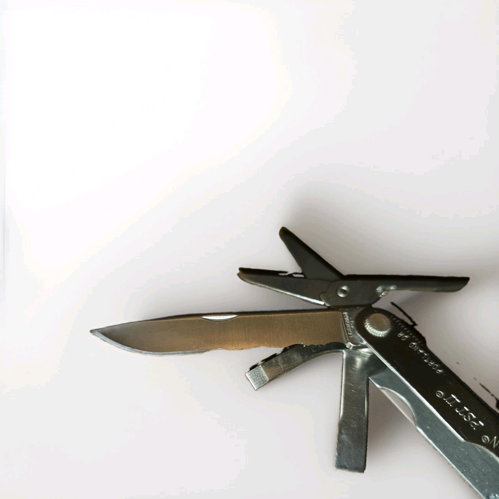 Leatherman Pocket Survival Tool PST ll Multi-Tool with Sheath Portland OR USA