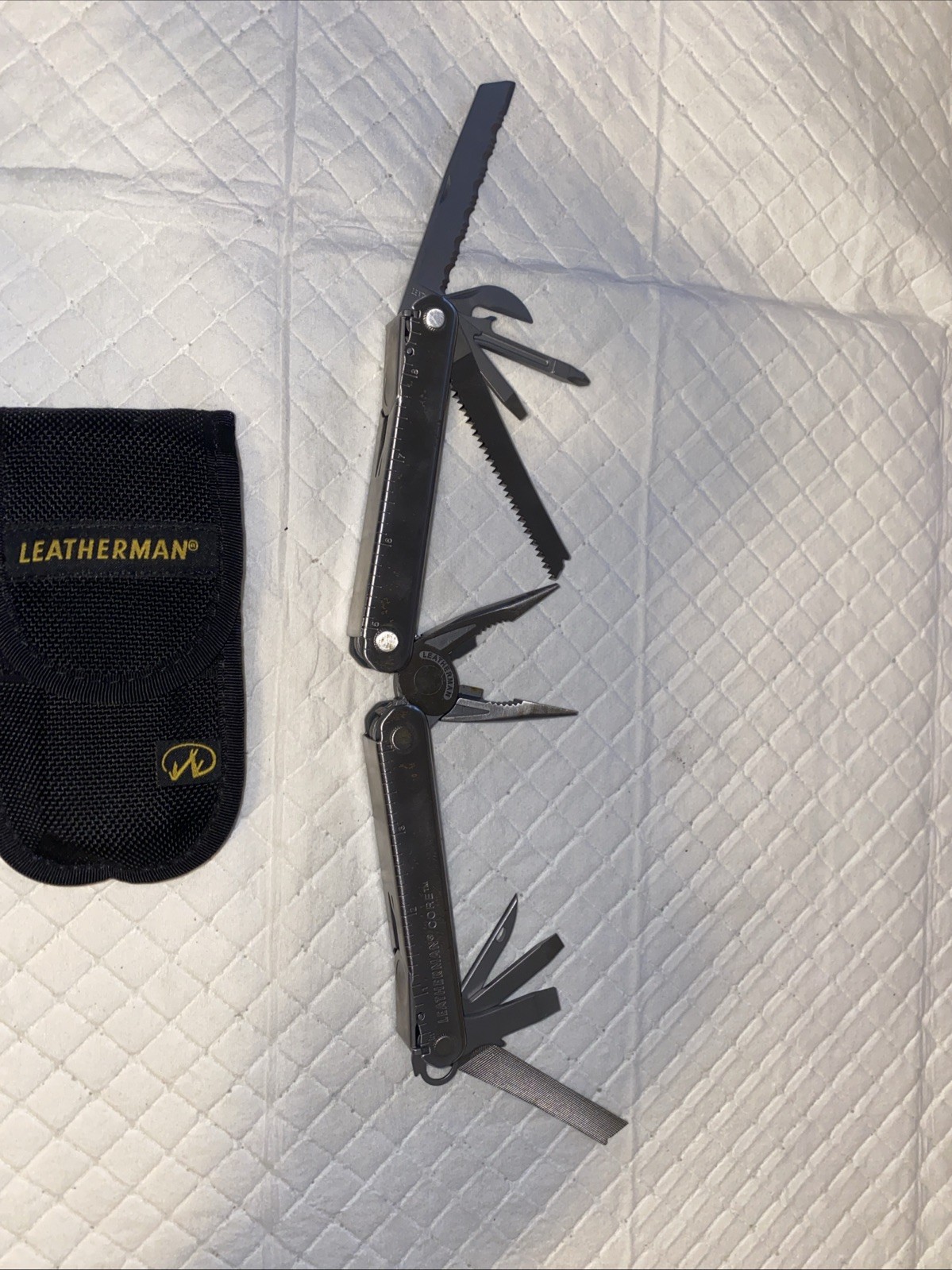 VINTAGE LEATHERMAN CORE MULTITOOL CONDITION USED