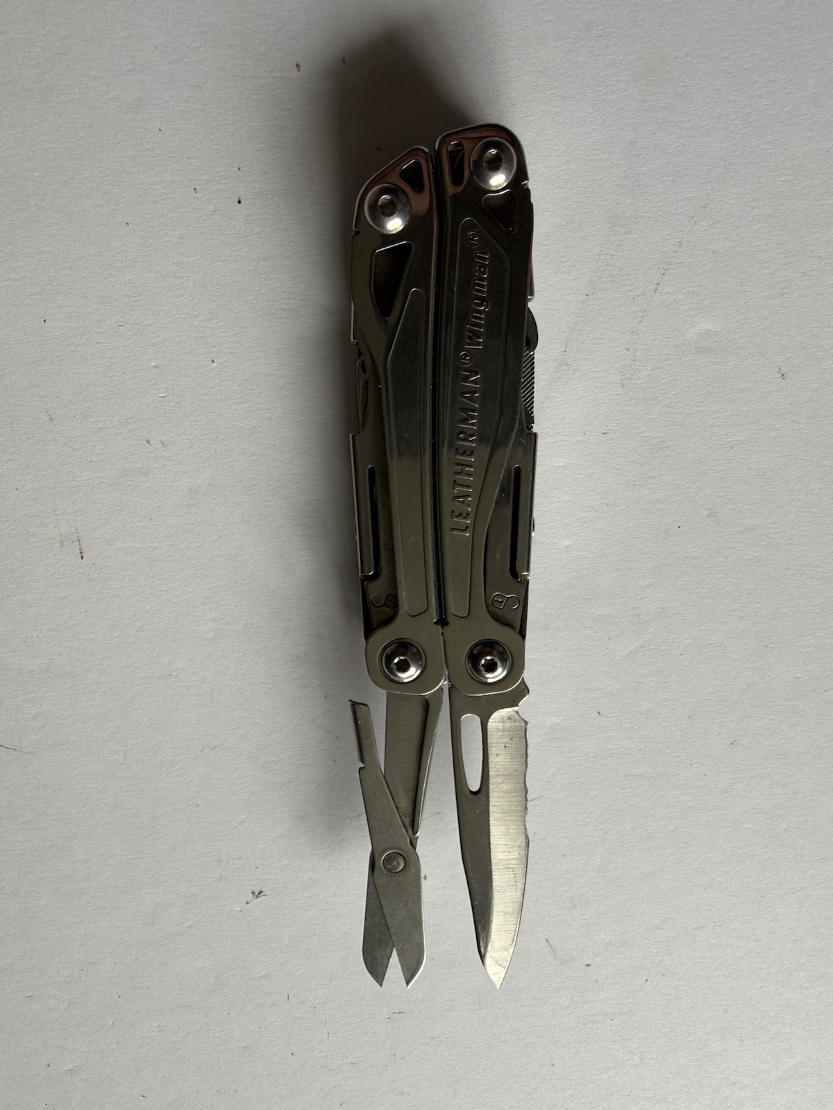 LEATHERMAN WINGMAN MULTI-TOOL! FAST SHIPPING! USED