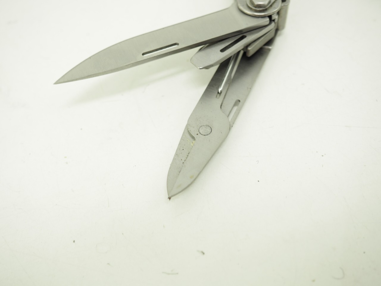 New! SOG Pocket Power Plier Folding Multi Tool w/ Box Made in USA Silver