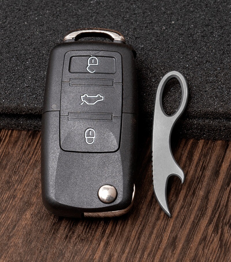 Titanium Alloy Multi Tools Crowbar Bottle Opener Portable Outdoor EDC Keychain