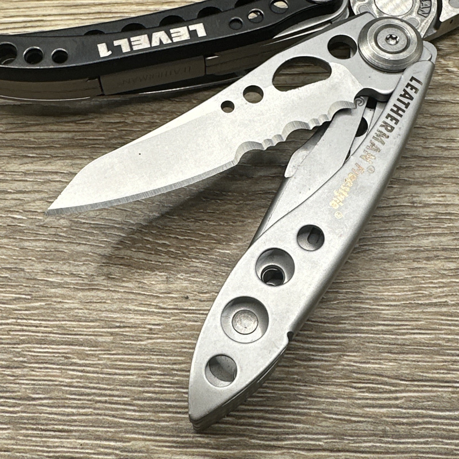 Leatherman Freestyle CX Multi-Tool – Discontinued – FAST SHIPPING!