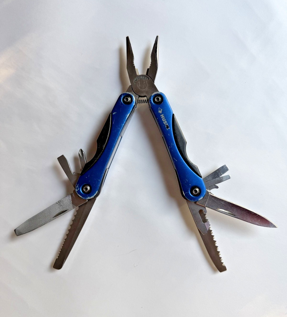 Lot of 3 Husky Multi-Tools, 13 or more tools per each Pocket Tool/Pocket Knife