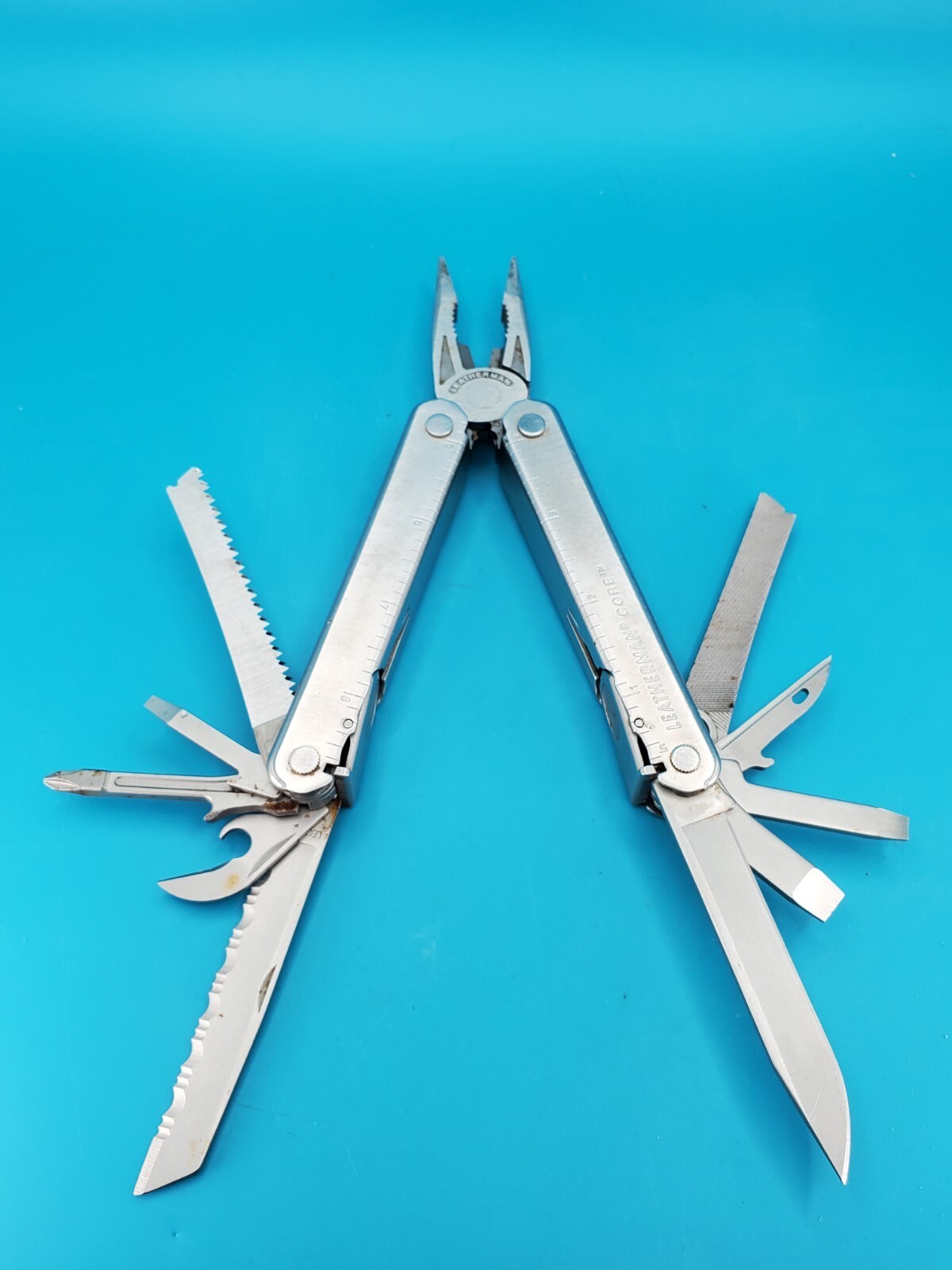 Leatherman Core Multi-Tool! *SOME RUST ON ITEM* USED/WORKING
